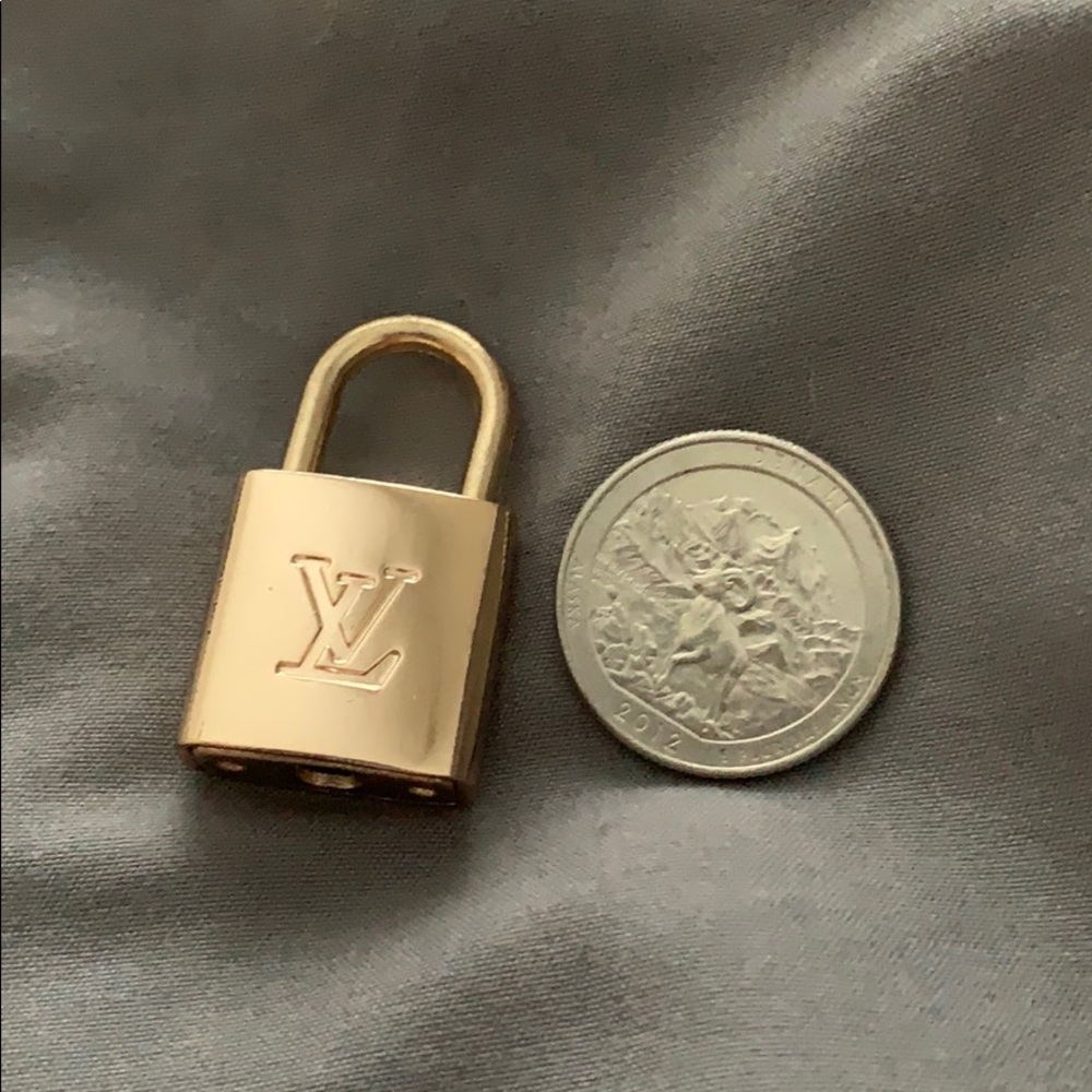 LV Lock